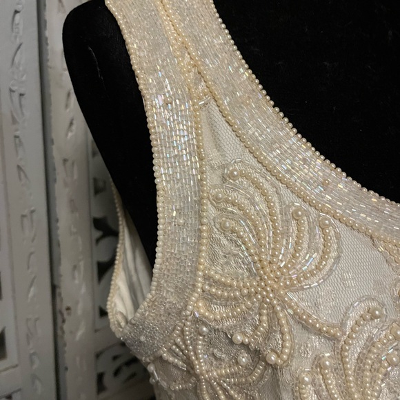 💘HOST PICK💘 SCALA INCREDIBLE IVORY CLASSY FULL BEADED SLEEVELESS FORMAL DRESS - Picture 5 of 13